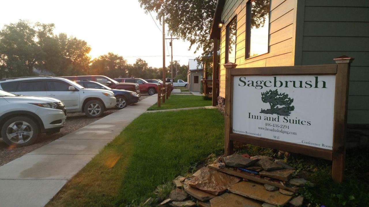 Sagebrush Inn & Suites Broadus Exterior photo